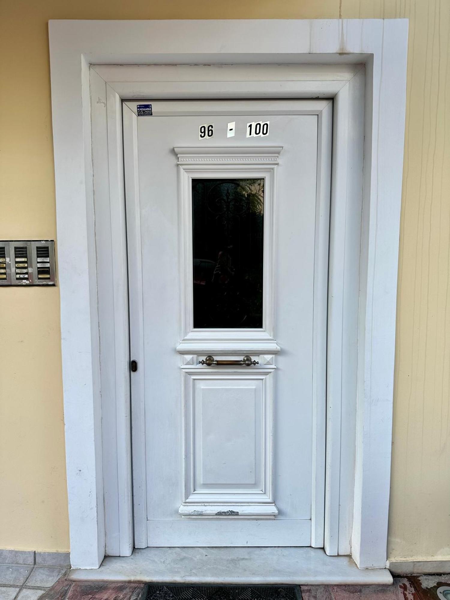 City Centre Apartment Patras Esterno foto